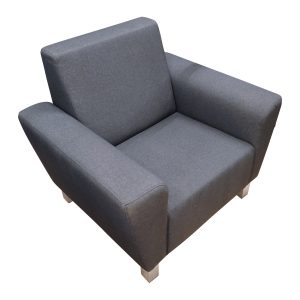 **Van €1295 Voor €895 Stoel Joelle ZOLANG DE VOORRAAD STREKT