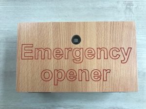 Kastje t.b.v. de emergency opener