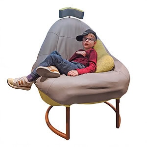 Poire beleefstoel grijs/groen met bruin frame