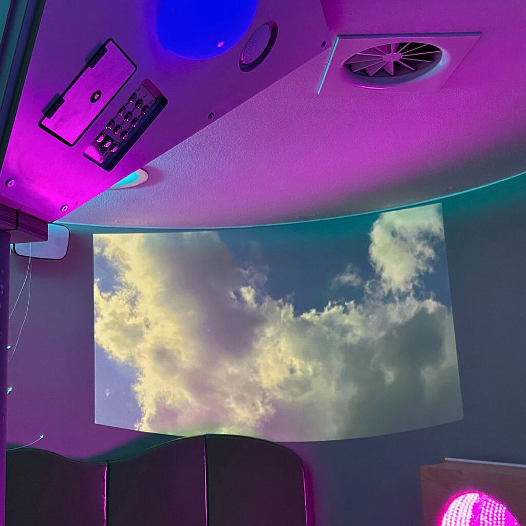 projectie-op-muur-sensiview-villa-pardoes-snoezelruimte